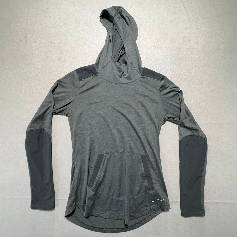 Columbia Omni-Shade Sun Hoodie Mens Small Gray Long Sleeve Performance AK1141